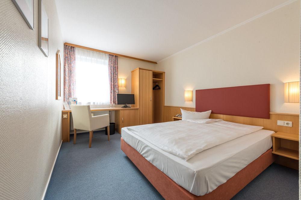 Residenz - Businesshotel Бенсхайм Экстерьер фото